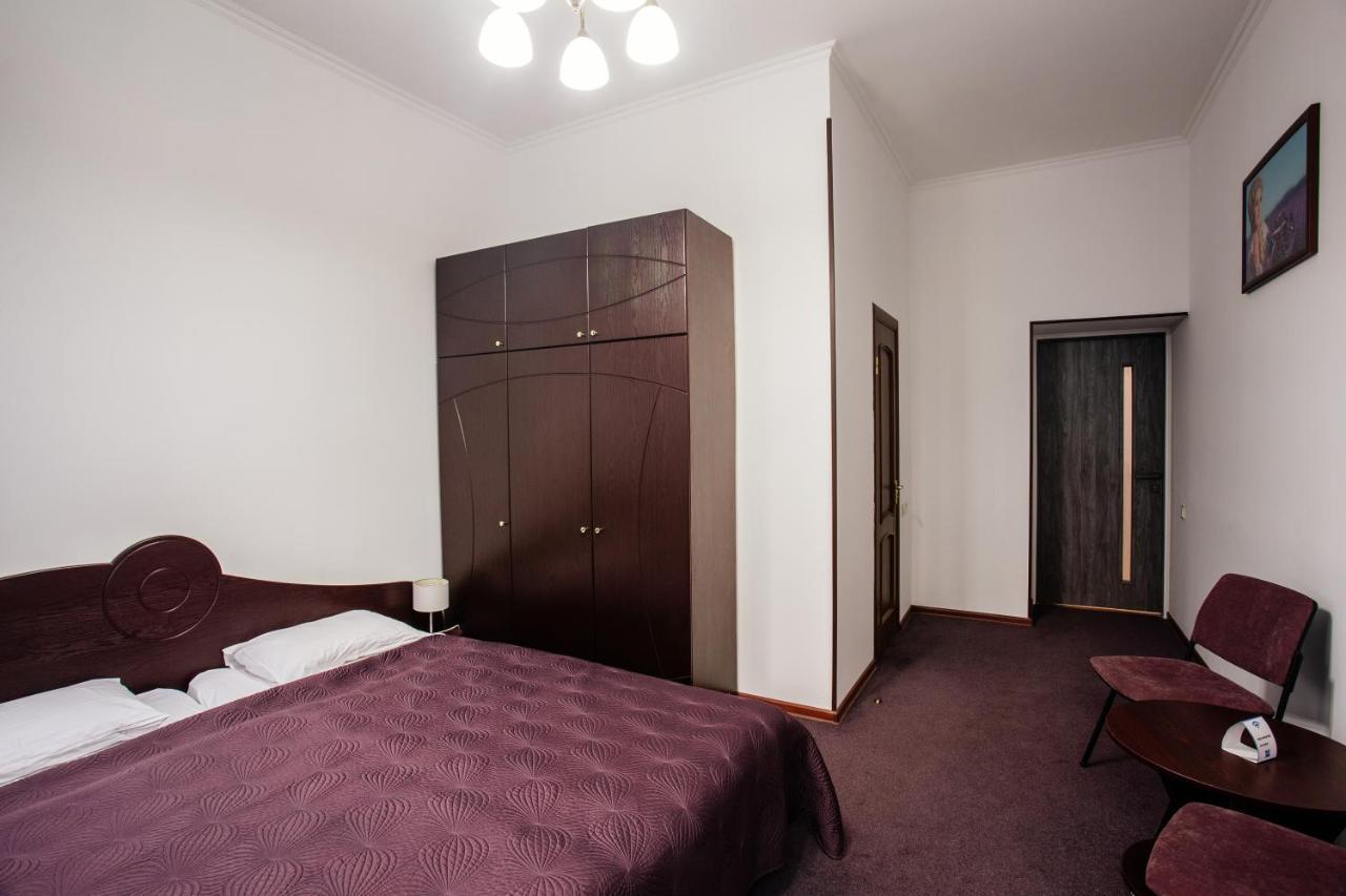 Discovery Hotel Львів Екстер'єр фото