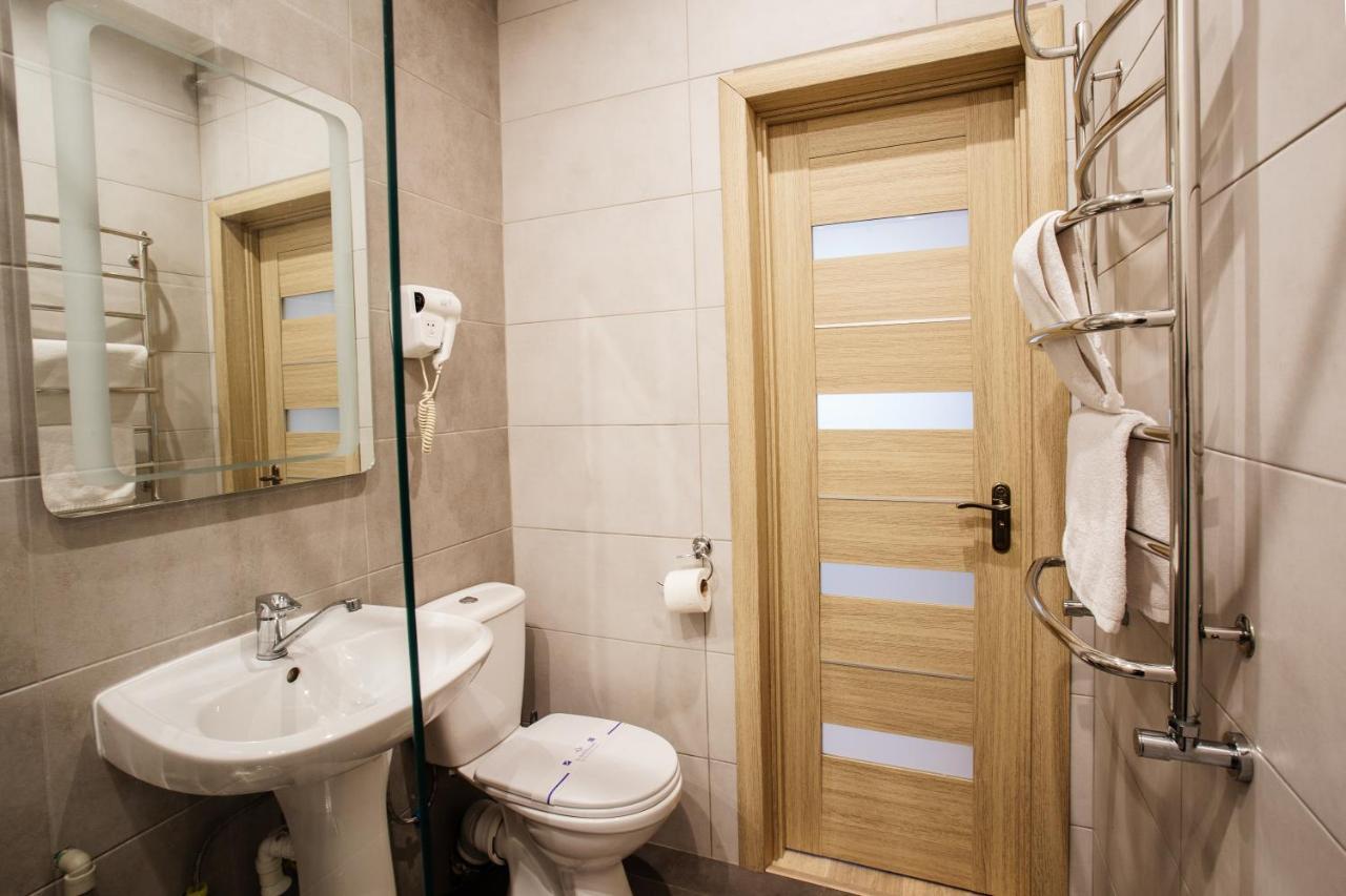 Discovery Hotel Львів Екстер'єр фото