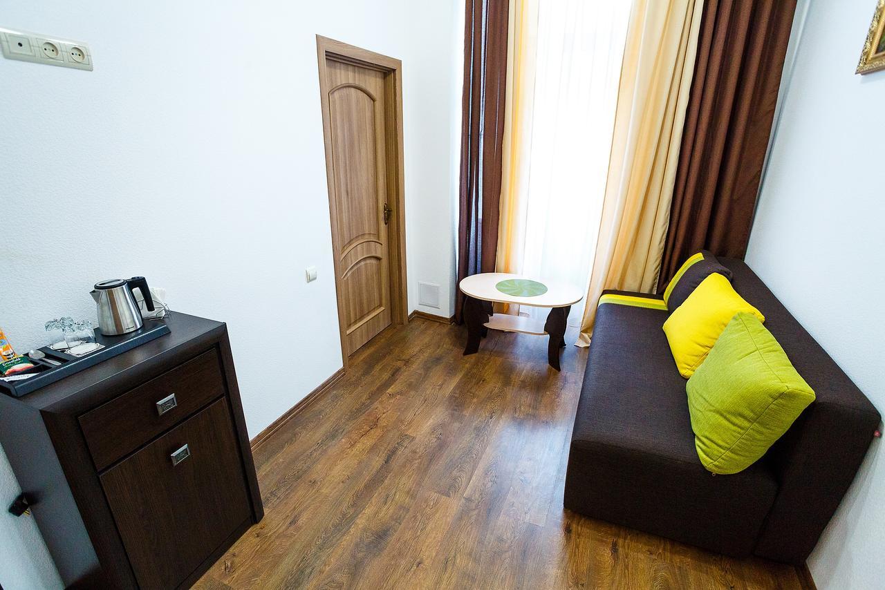 Discovery Hotel Львів Екстер'єр фото